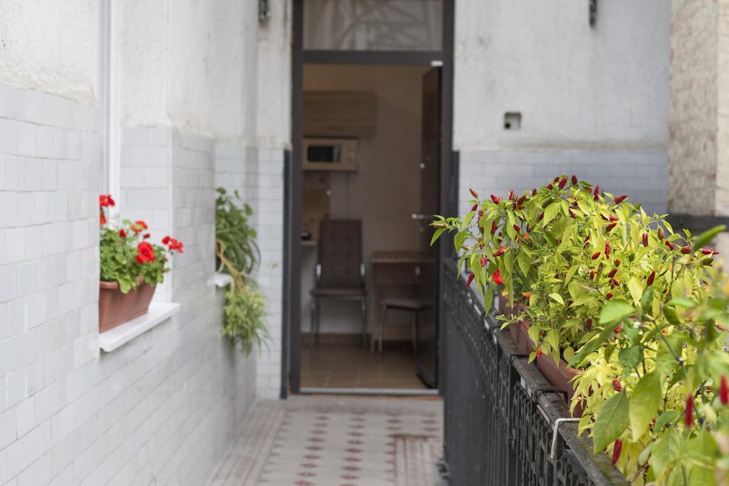 Ariel Studio Close To St. Stephen Basilica Budapest Exterior photo