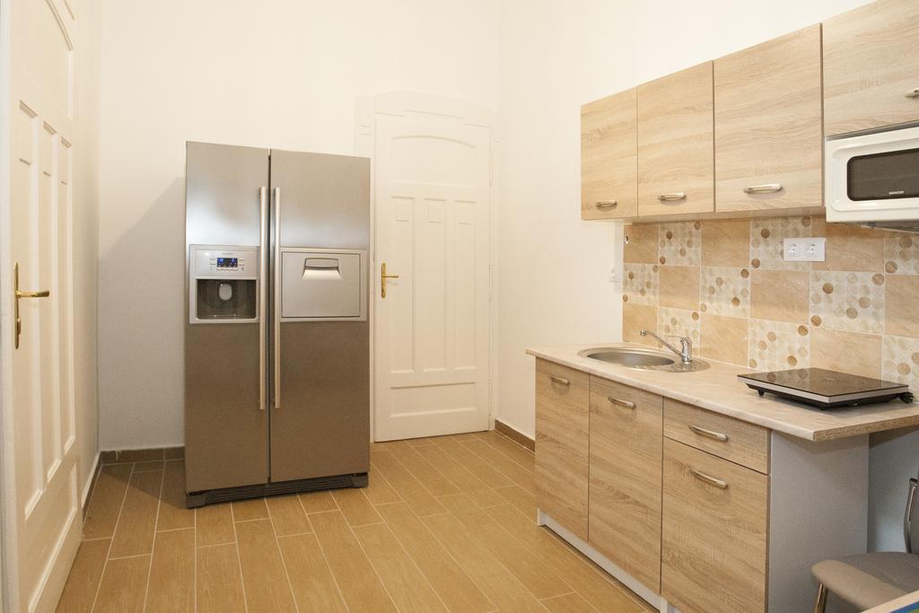 Ariel Studio Close To St. Stephen Basilica Budapest Exterior photo